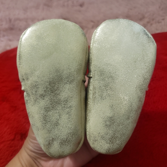 Baby girl moccasins - Picture 6 of 11